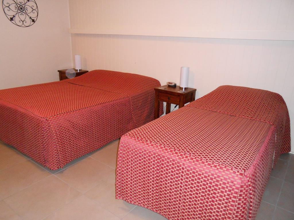 Acacia Ridge Motor Inn Port Augusta Room photo