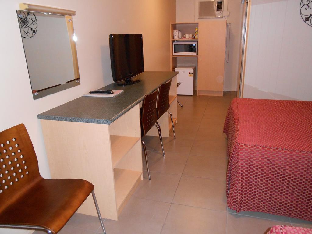 Acacia Ridge Motor Inn Port Augusta Room photo