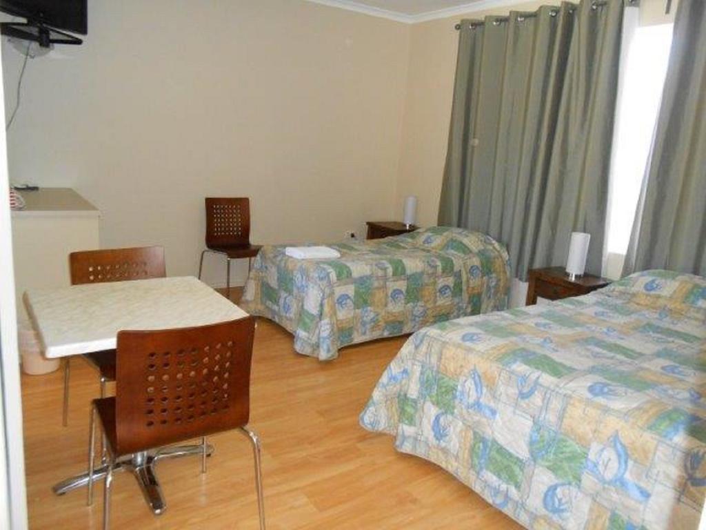 Acacia Ridge Motor Inn Port Augusta Room photo